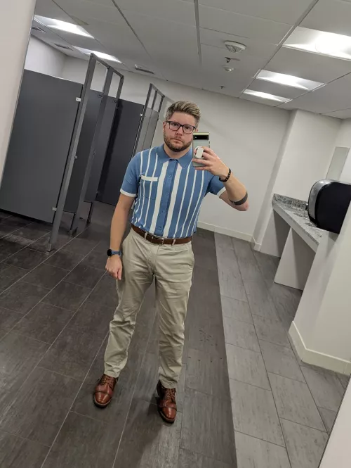 Obligatory Full Body Mirror Selfie