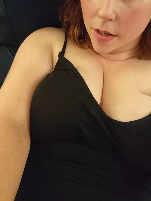 Sorry no nipping out but I'm definitely braless