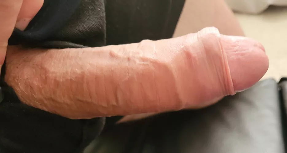 Who is going to make my BWC cum? And how 🤔 😀