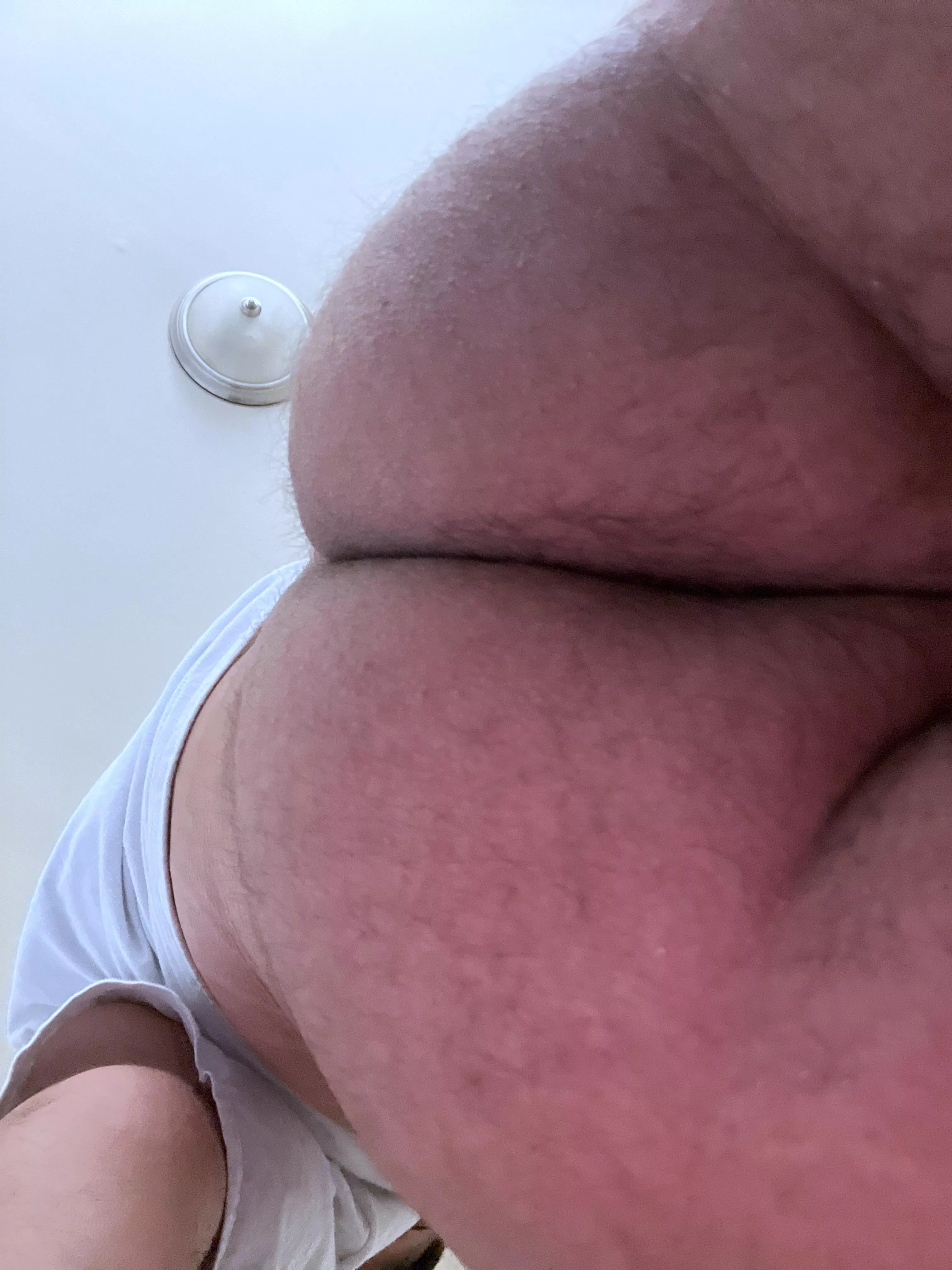 25 bottom submissive feminine. I am looking an alpha dom top daddy.