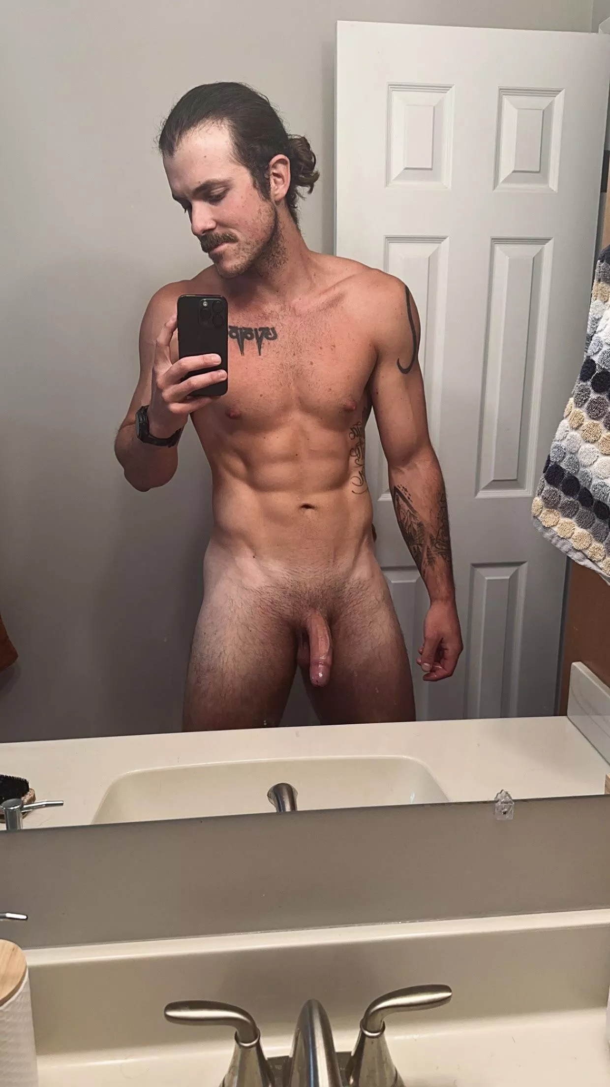 Anyone else working from home? 😏