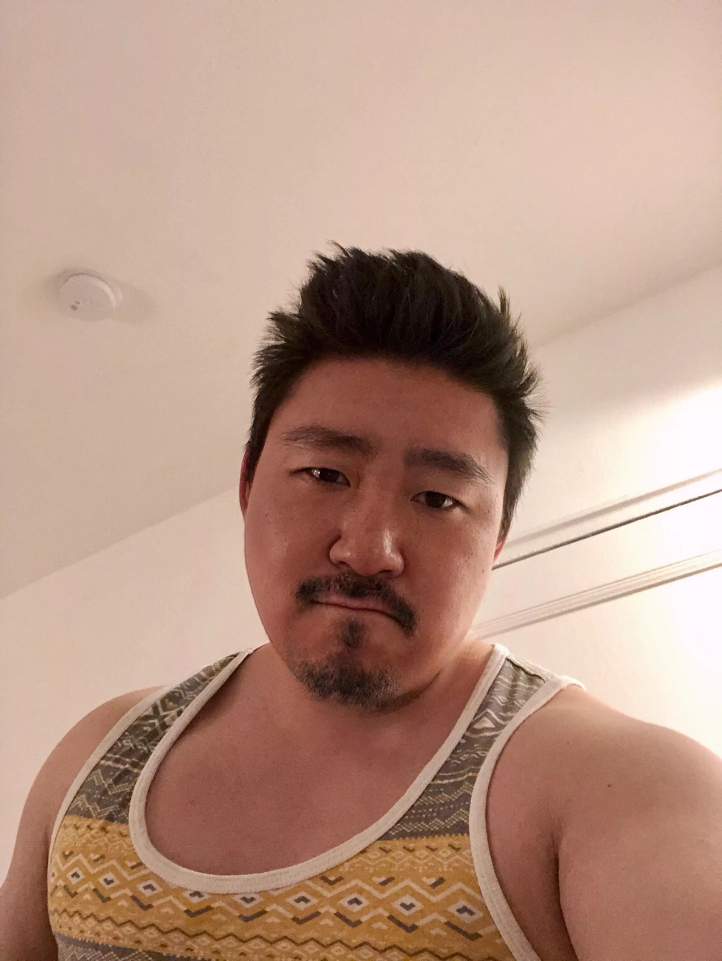 Are panda cubs allowed here too?