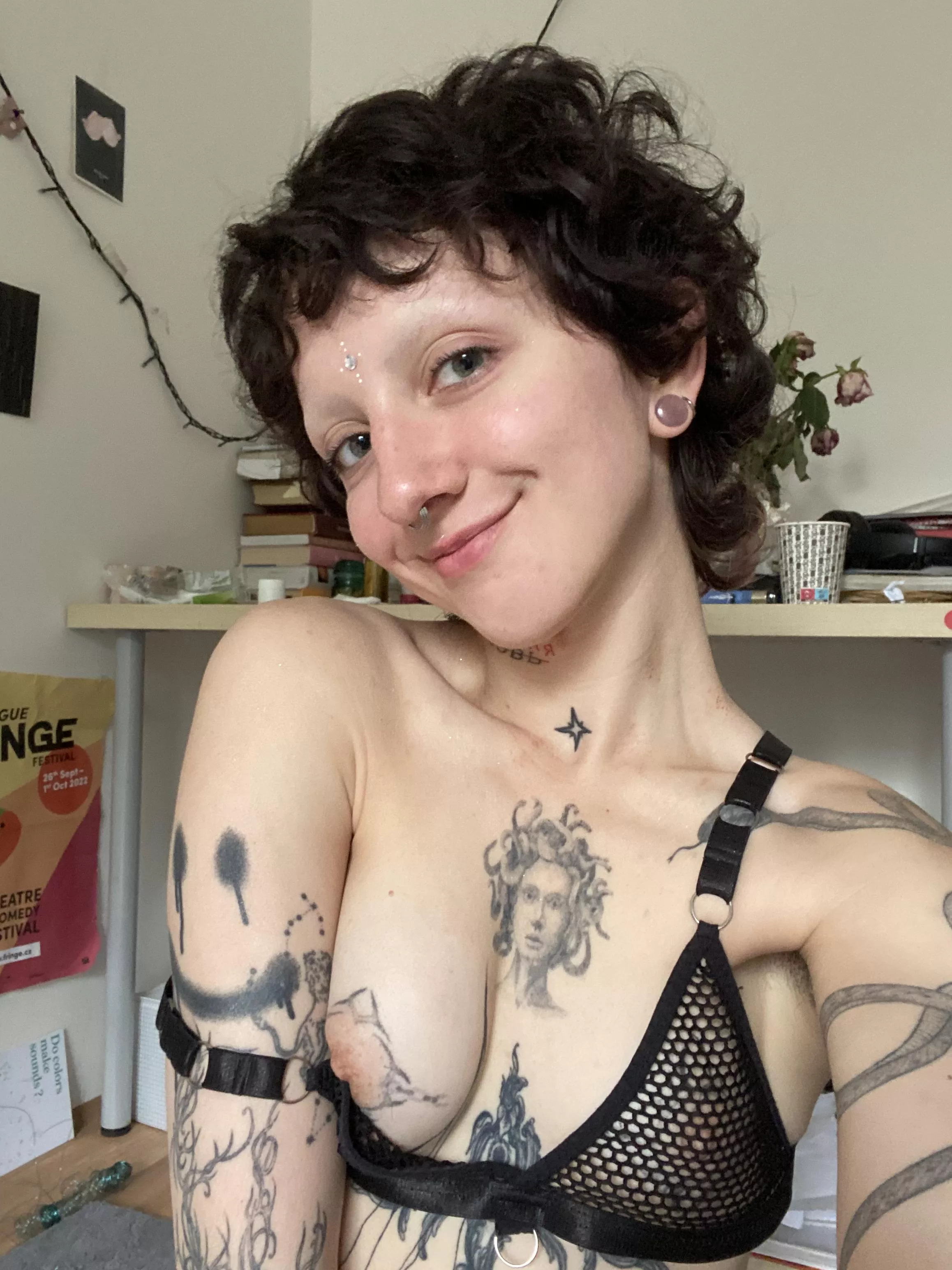 Can i be ur tattoed slut