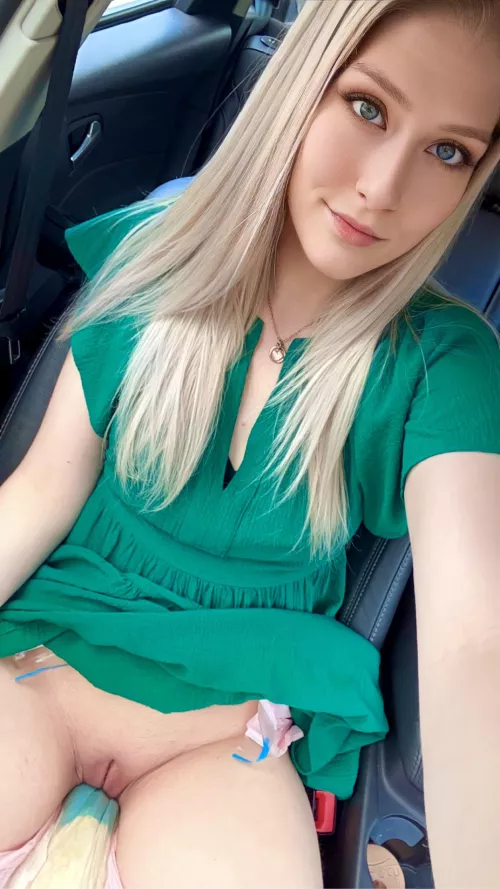 Diaper change in the car after I told my Doctor I wear today! She was supportive 💚