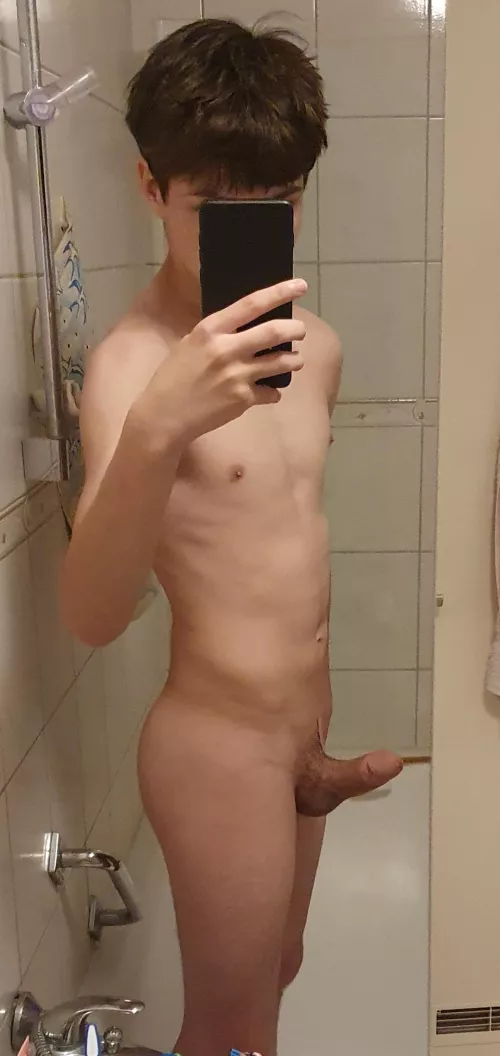 Do you like my twink bod ?