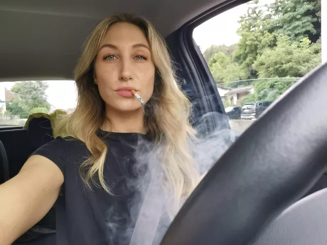 Do you want to smoke with me in the car? 🚬😏