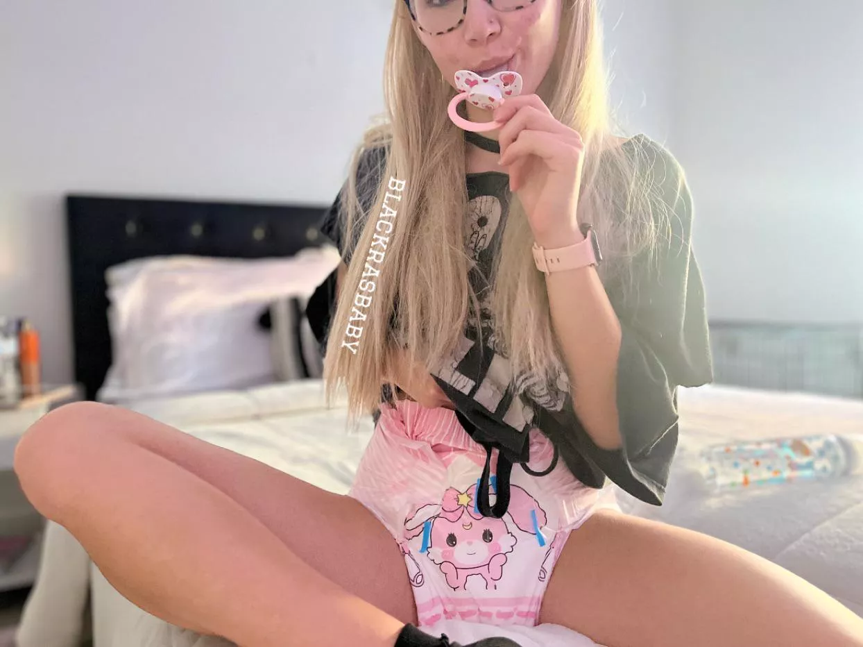 don’t blink, you’ll miss my cuteness! <3