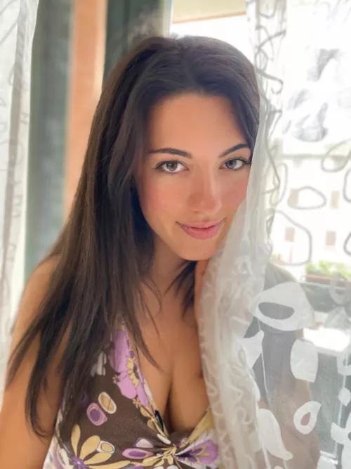 I'd like to be the one who wakes you up every morning with my gaze F19