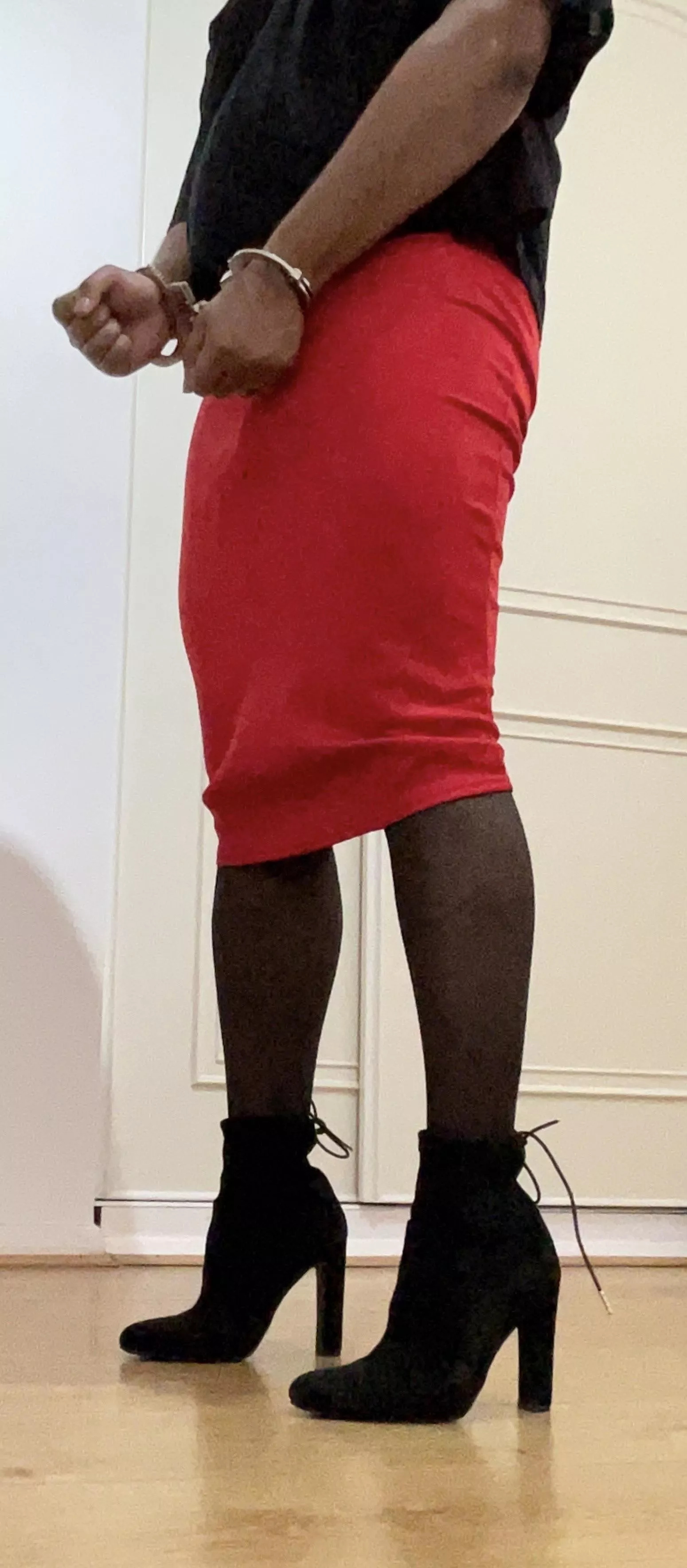 I’m Im handcuffed in this dress. Can’t do anything, all yours.