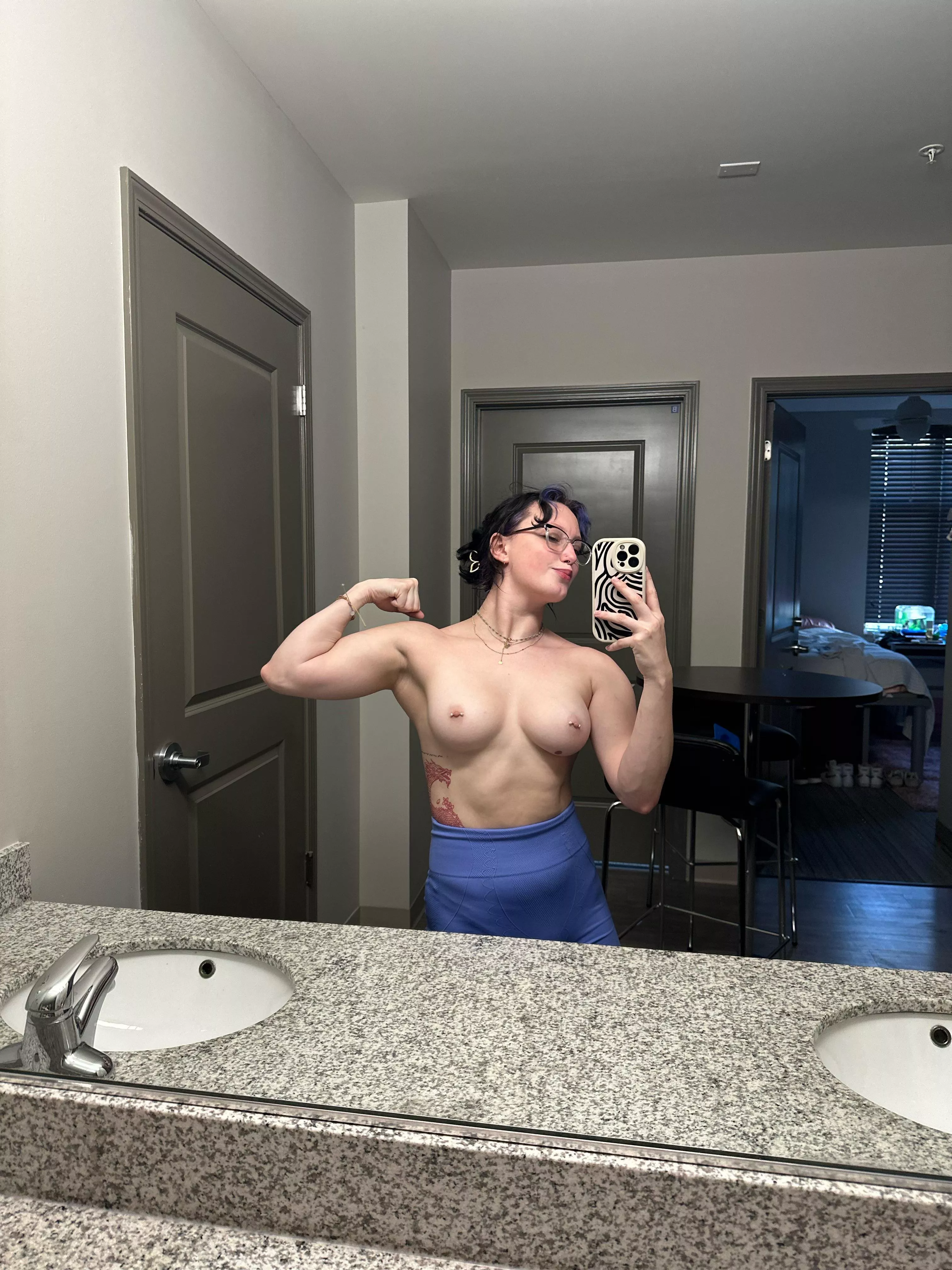 I’m not as intimidating as I seem 🫶🏼