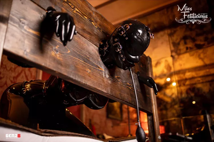 Locked up for you to play 🖤