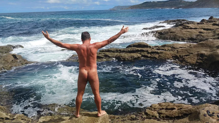 Natural swimmingpool and sunbath, enjoy summertime