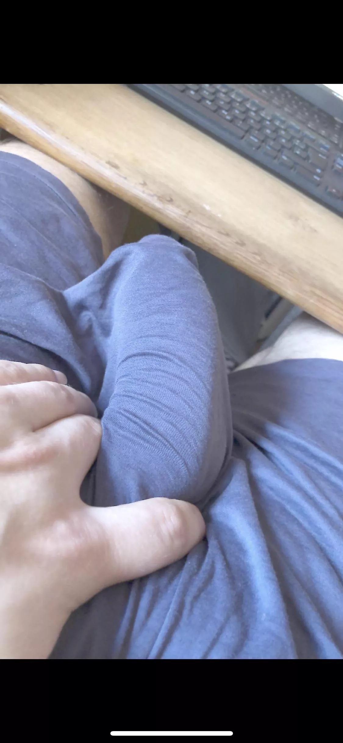 Never know what to do with le random boner at work