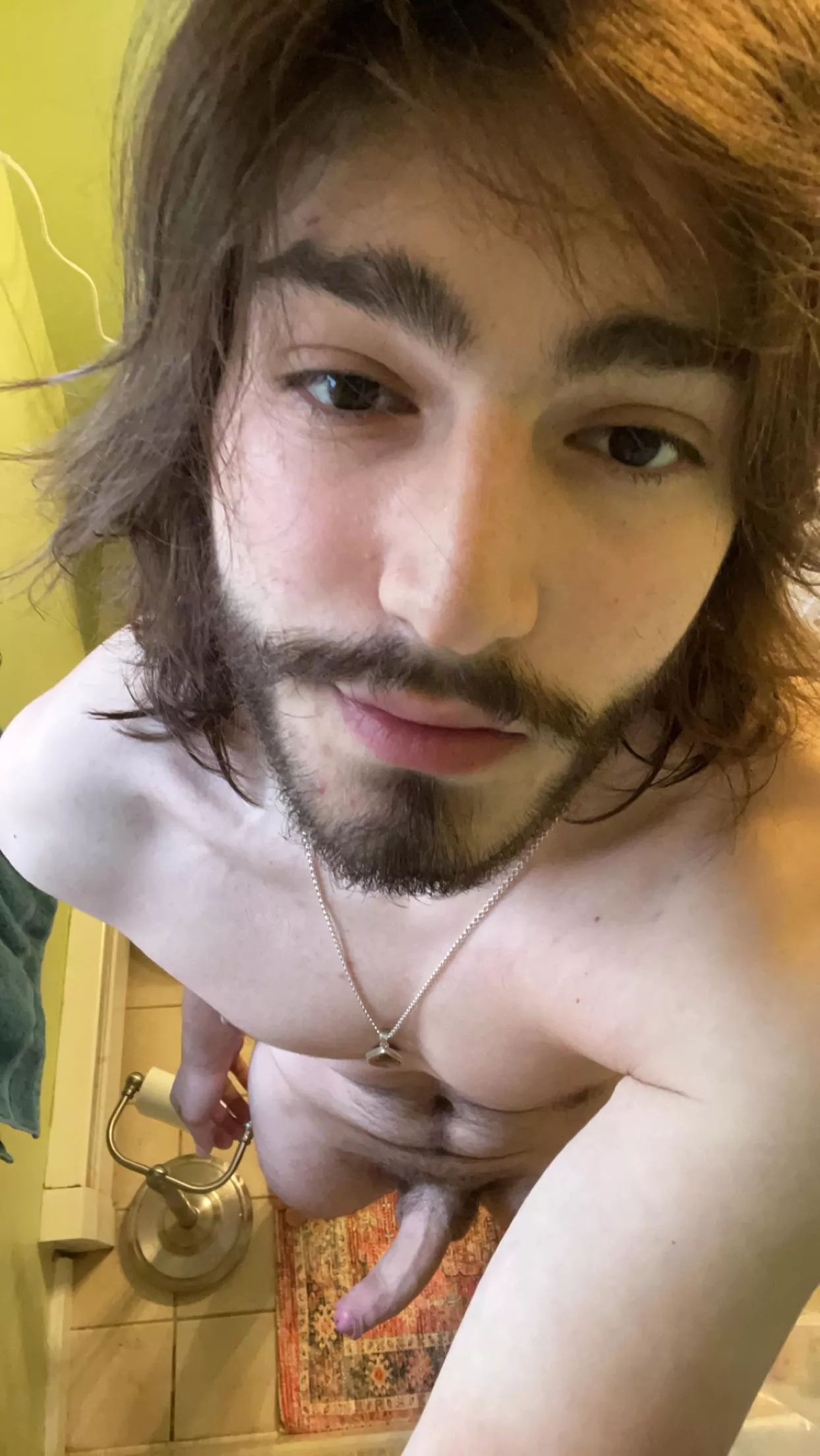 ready to please you😘