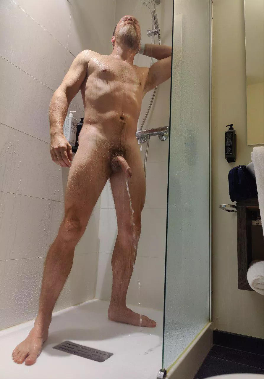 Ready to starty day. [40]