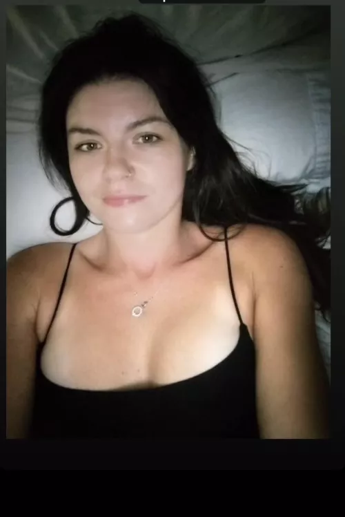 Shy babe needs a friend!