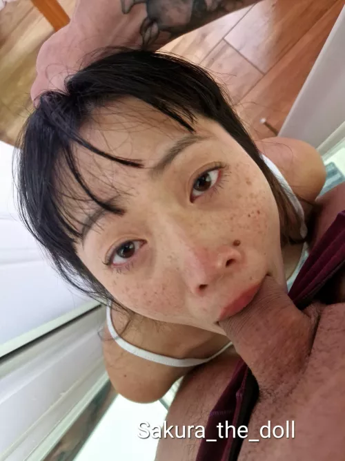 The way she looks at me while I fuck her mouth 🖤