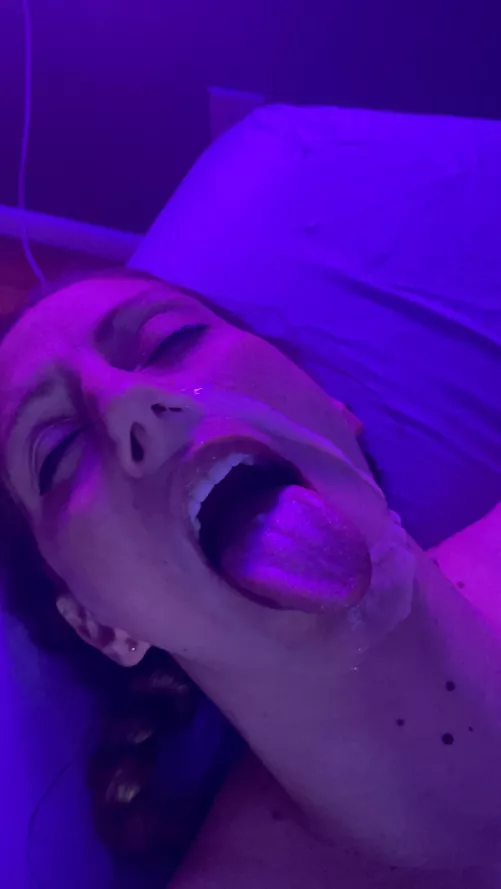 This is not my husbands cumshot teeeheee