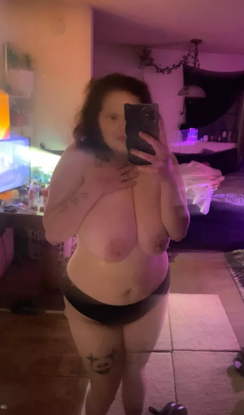 Unsure about this post🫣