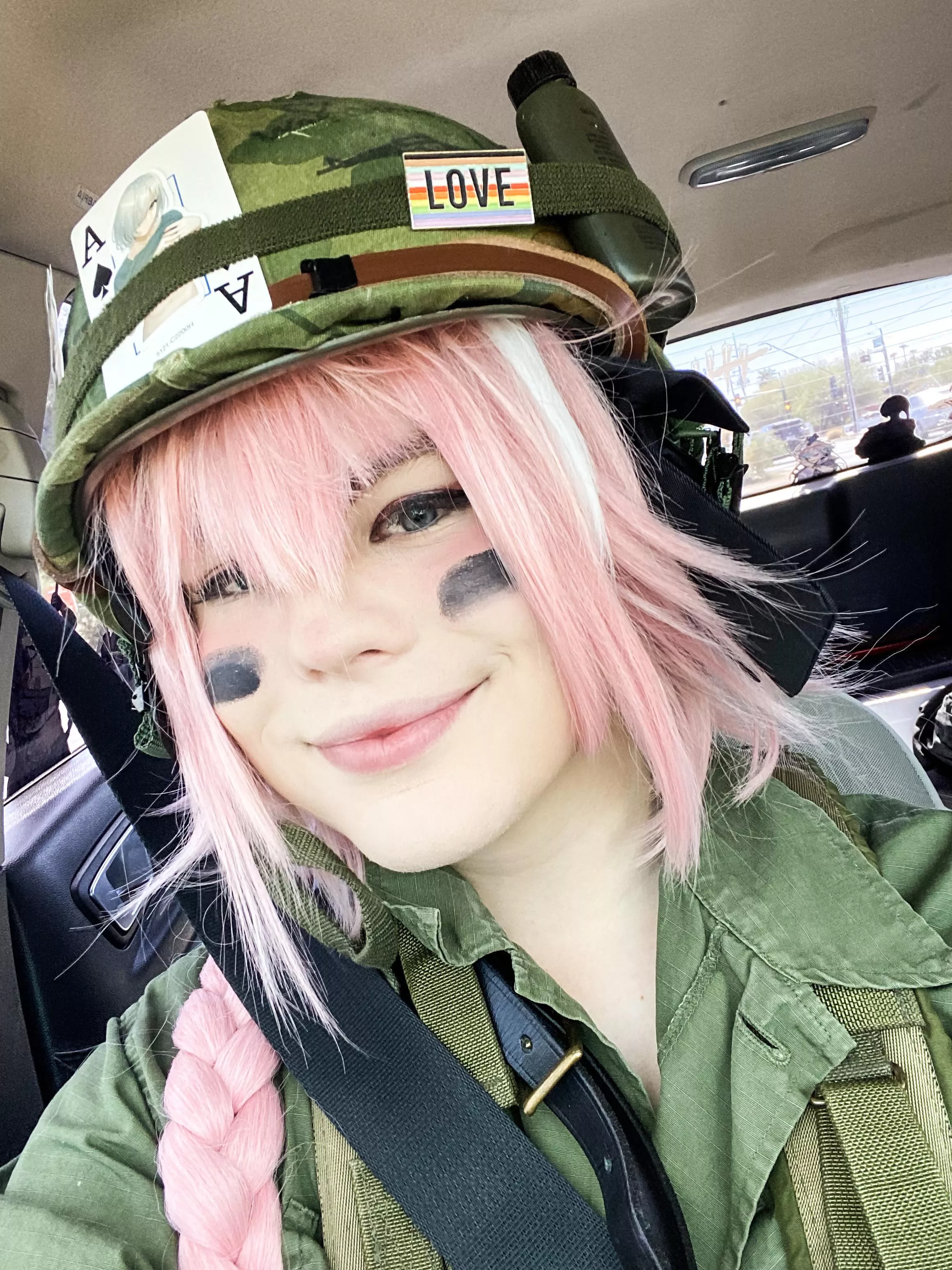 Wore this to a Comic-Con >:3