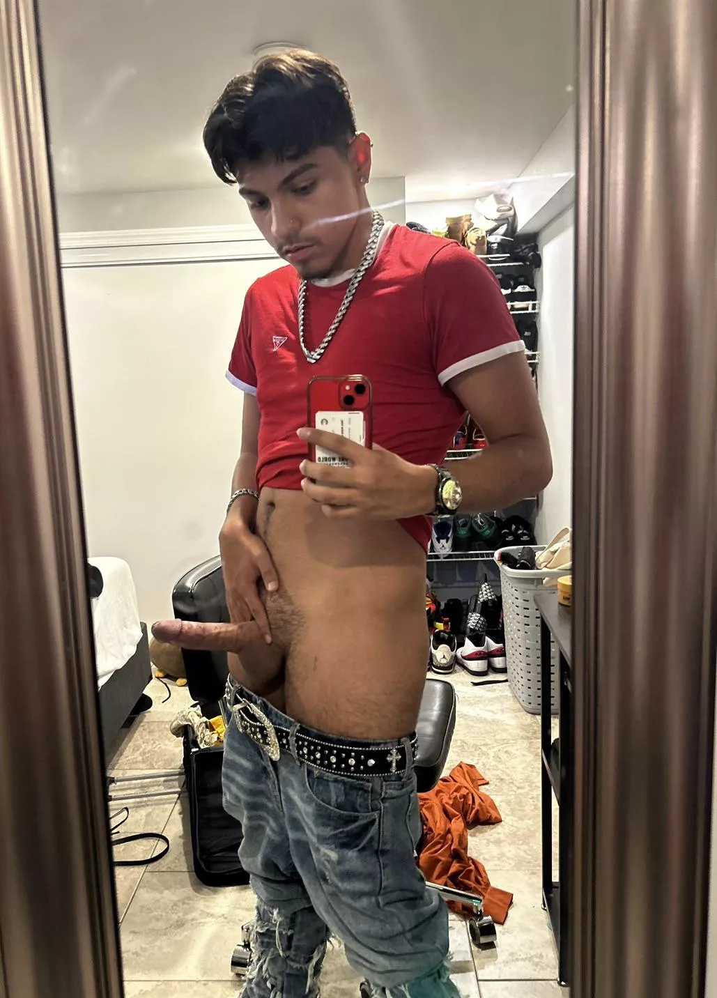 [18] Can I fill you up while you play your favorite game?