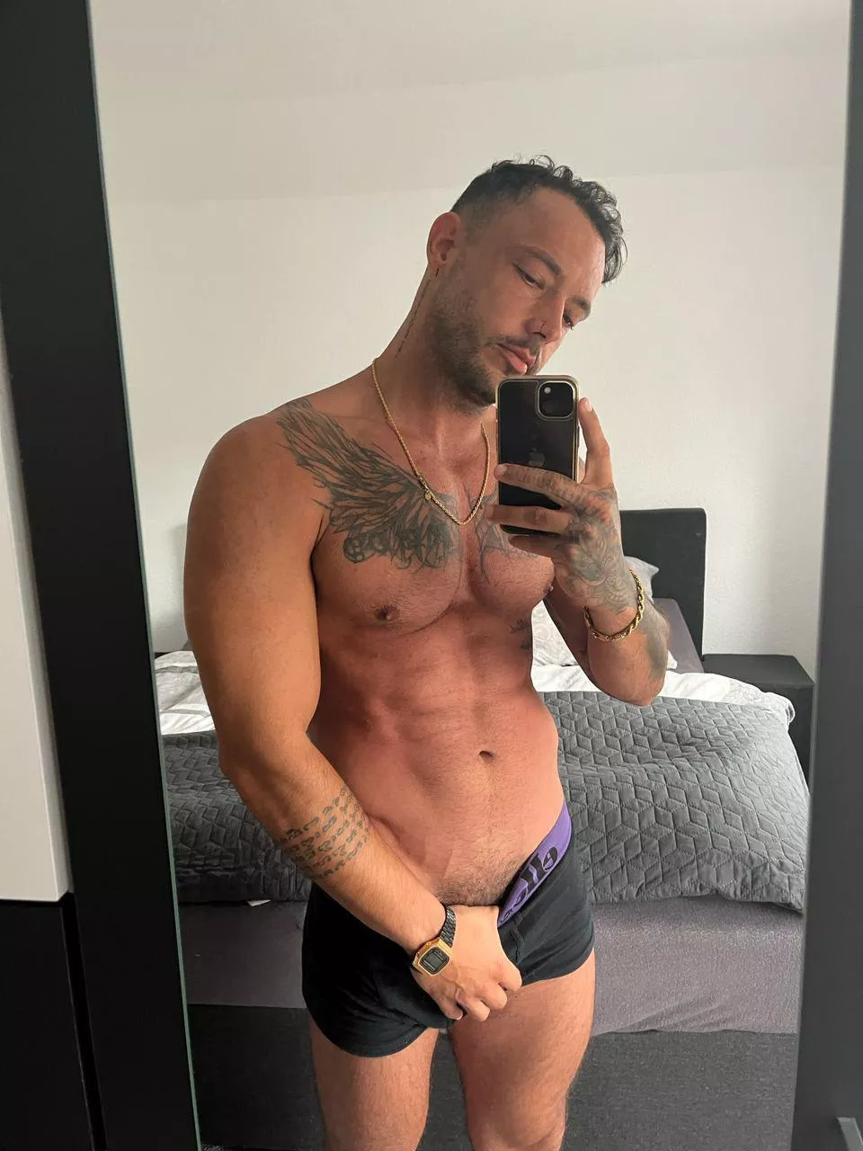 [33] Want me to reveal it?