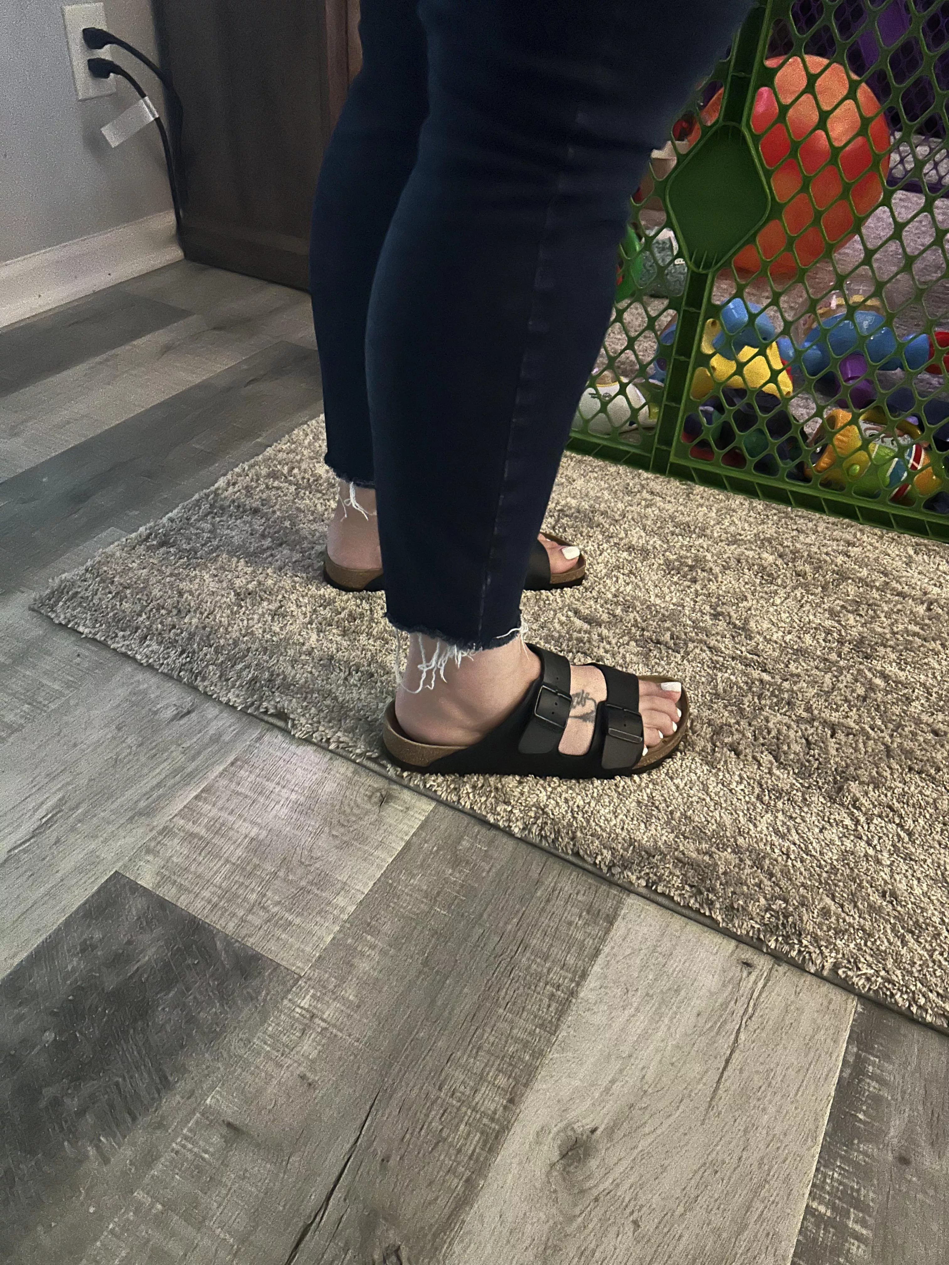 Come help me take these off?