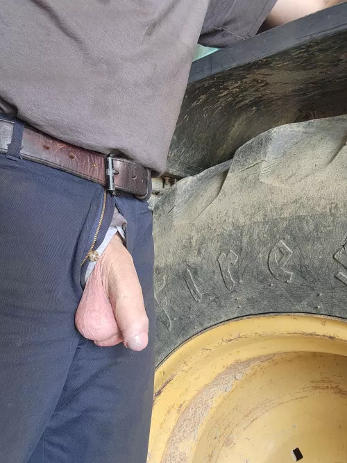 Found myself alone in the shop for a few minutes... So, here are some Ohio mechanic's balls