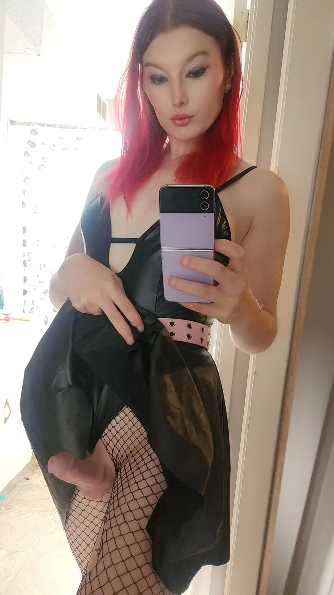 Get on your knees like a good slut😈