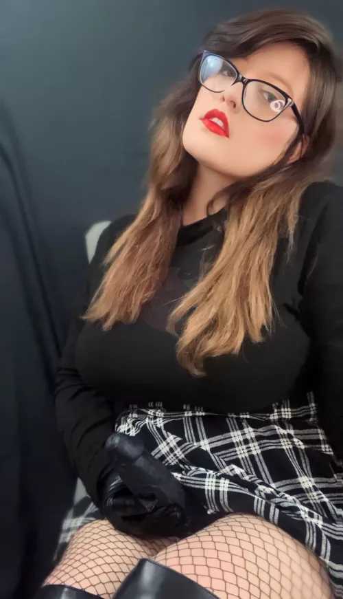 Good sluts get my attention