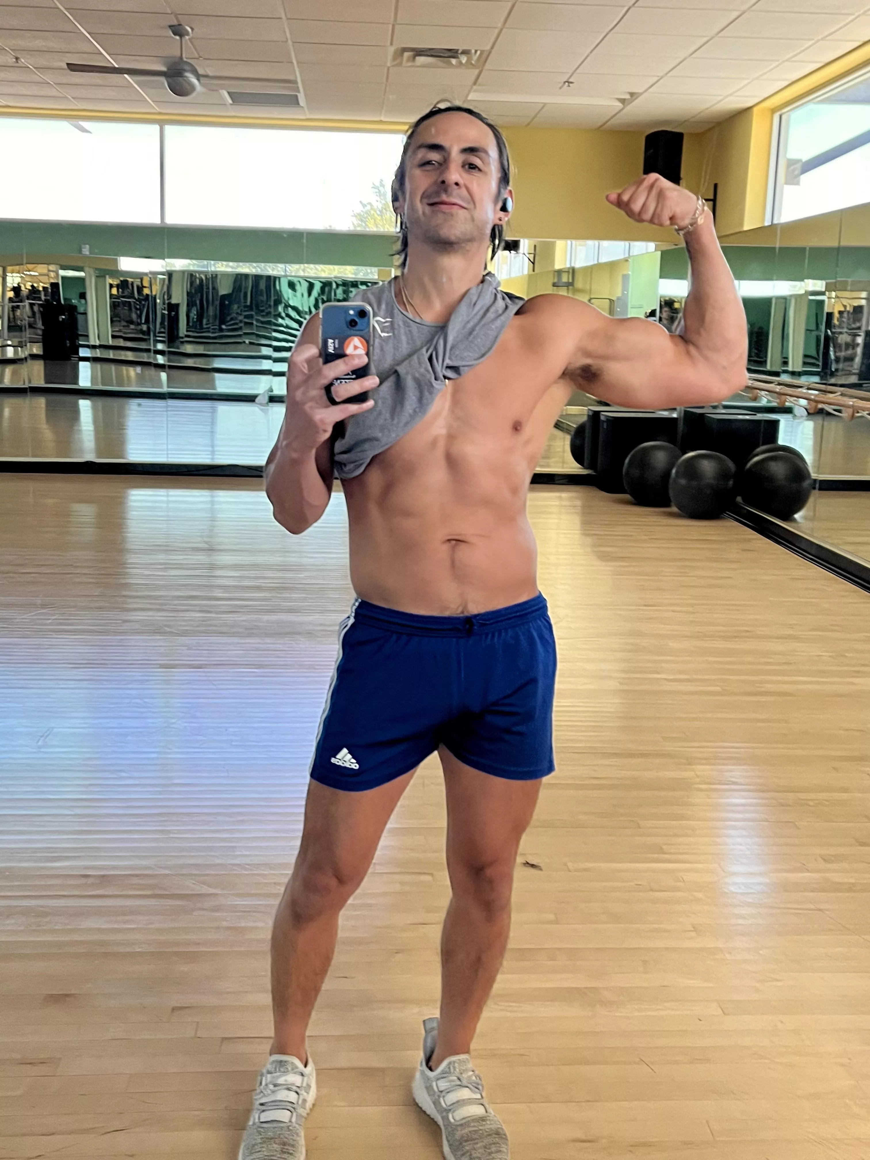 Happy weekend everyone!