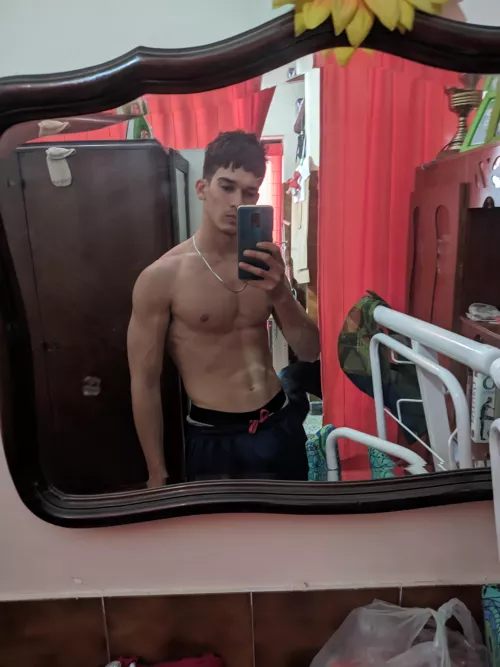 I'm strong. do you want to see much more? md bb😘😋🔥