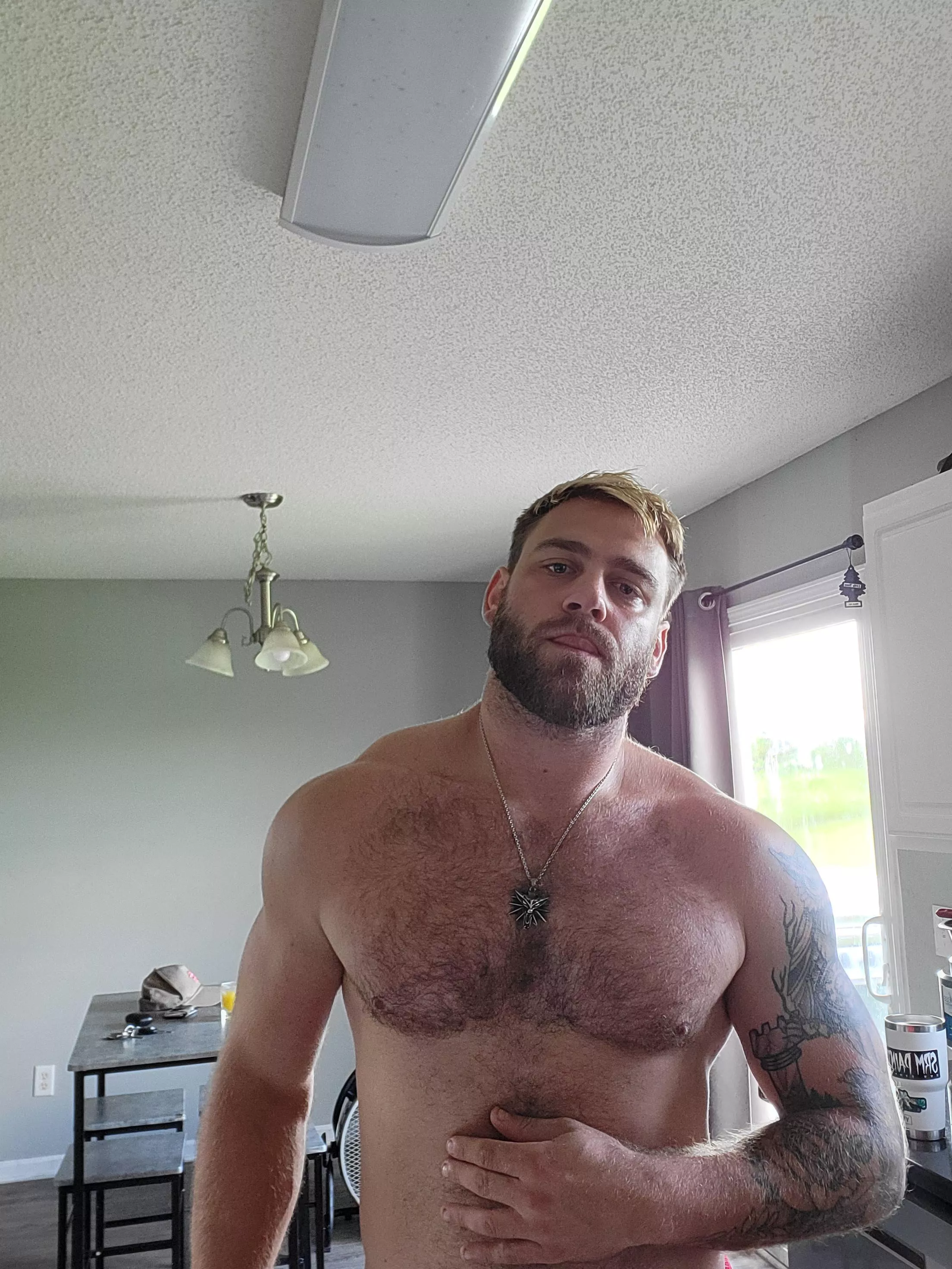 Looking extra burly this morning