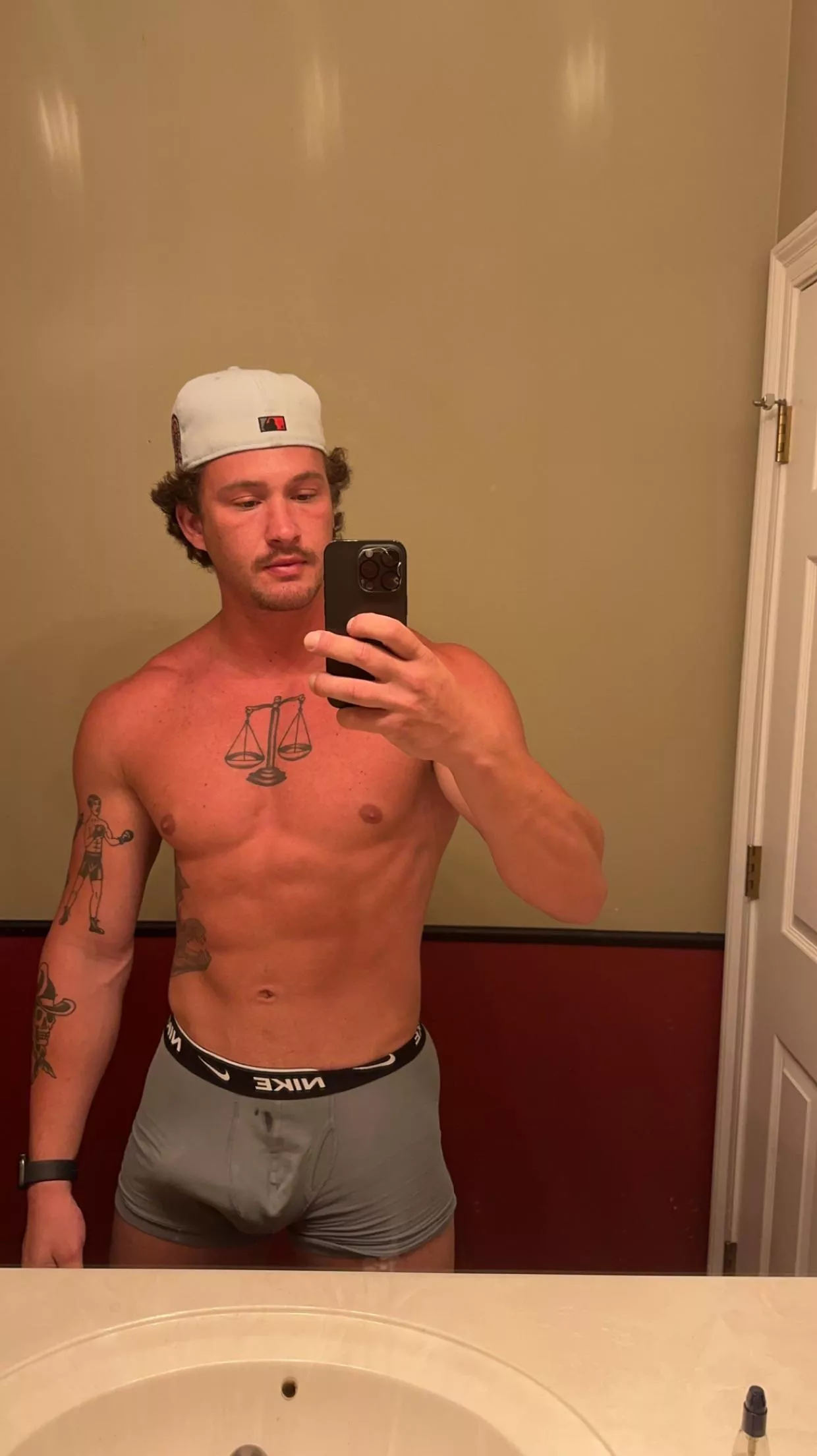 (m) post gym pic