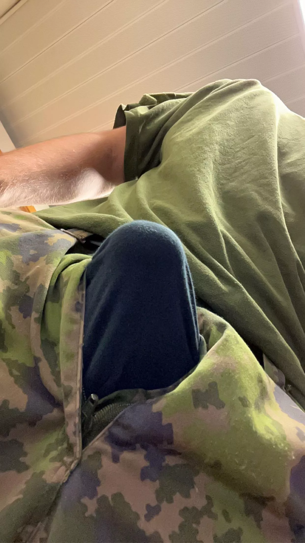 Oopsie! It unzipped…