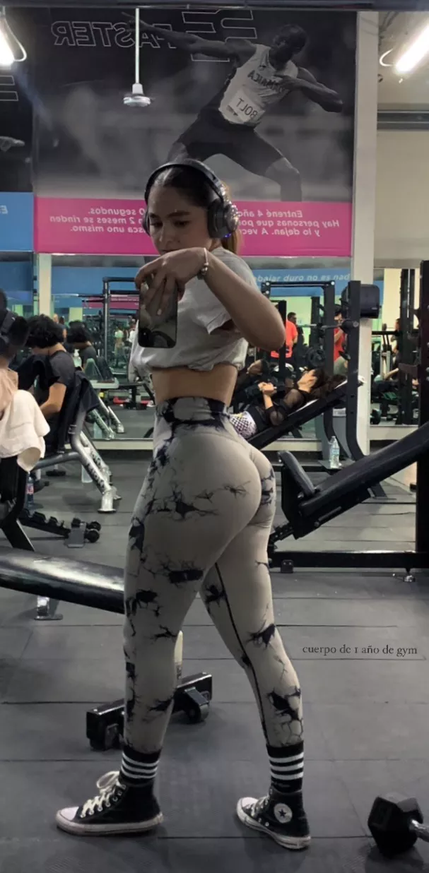 Rate this Mexican ass 🍑🇲🇽