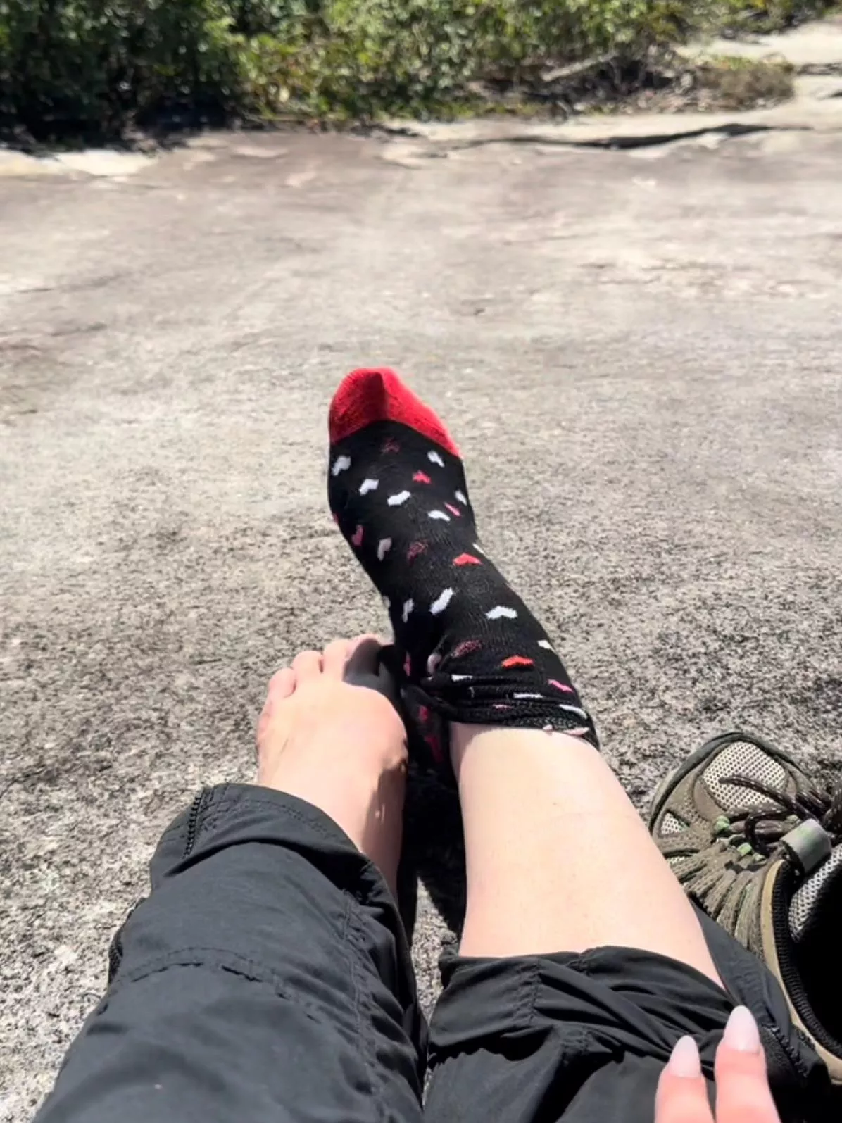 The best part of every hike is peeling off my sweaty socks after… or during 😉
