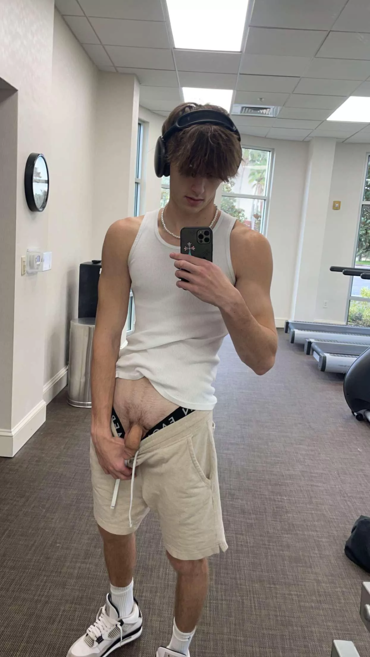 This is the most public I’m willing to do right now 🙈