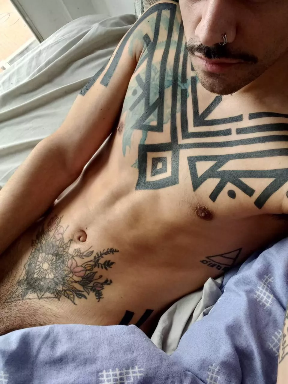 Abs + tattoos, do you like it?