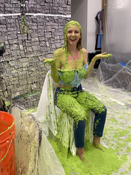 Anyone want some oatmeal?