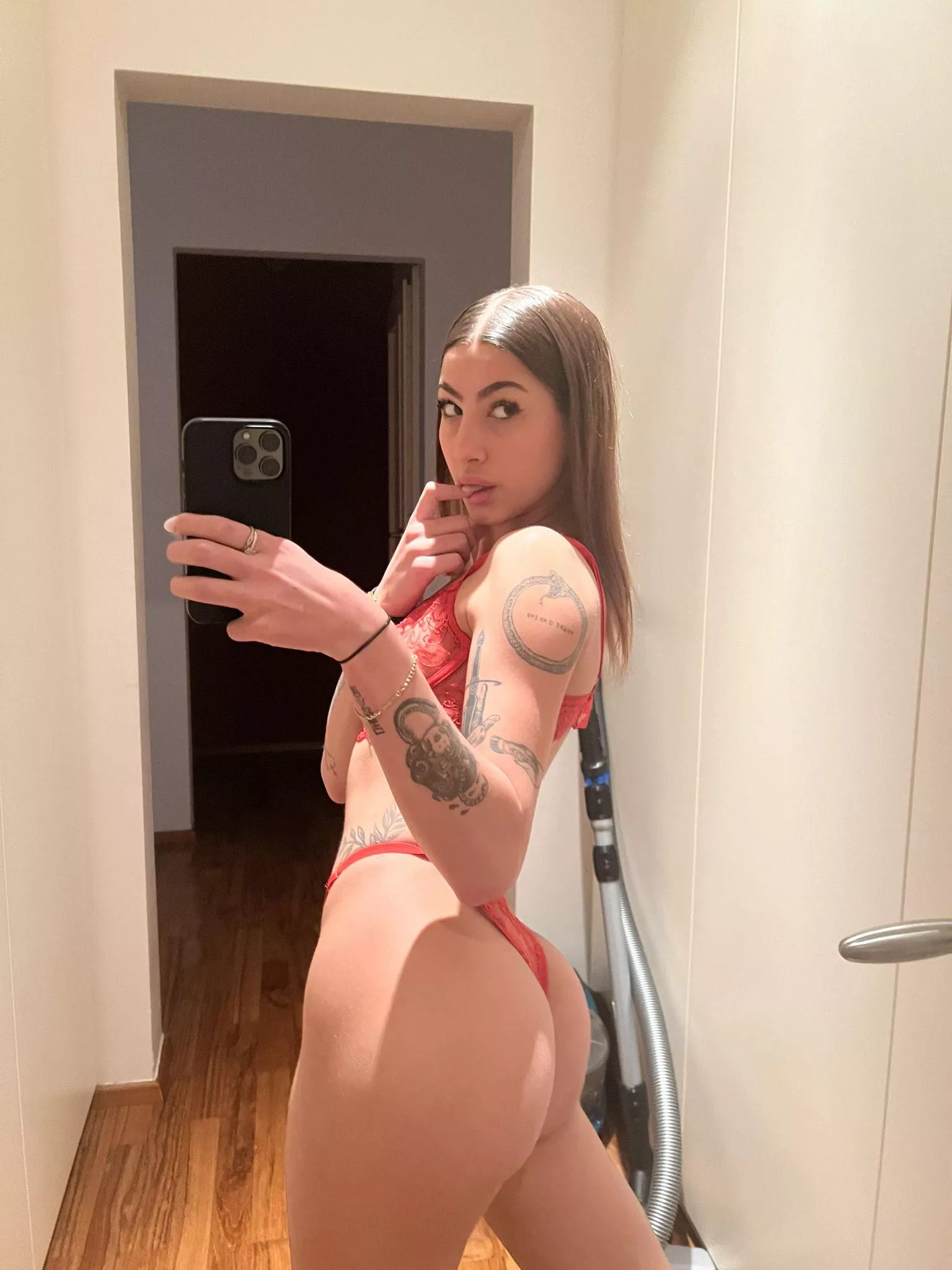 Cute little pale booty 😘