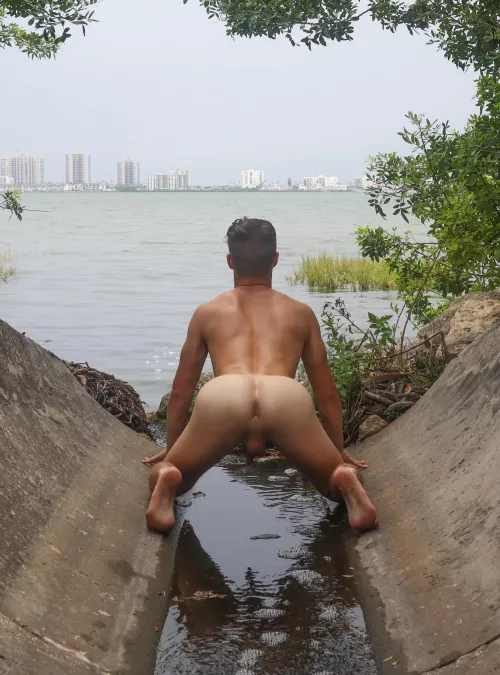 How do I look from behind?