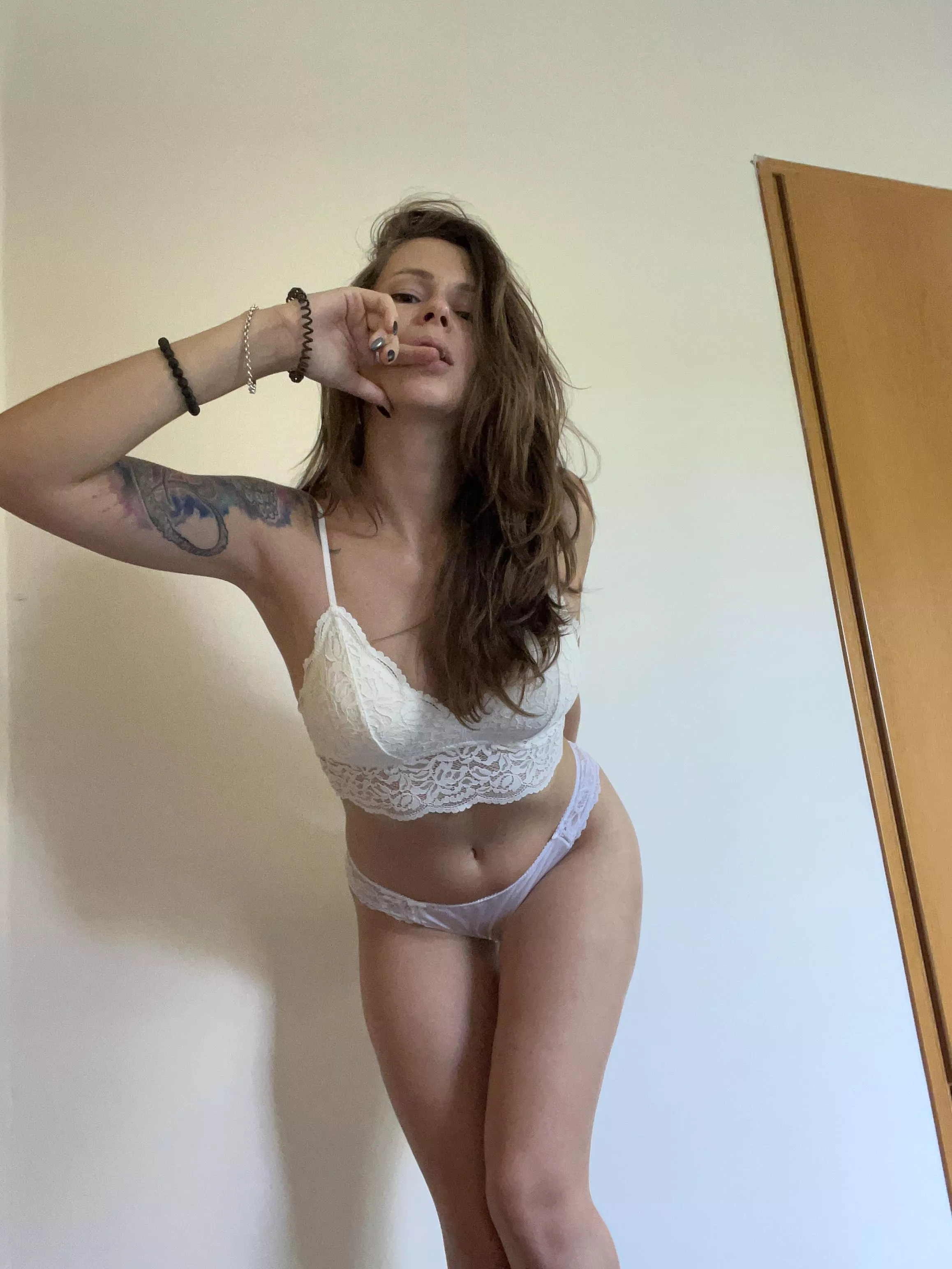 I want to take off my white underwear