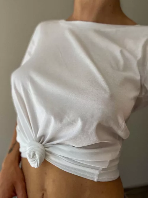 Just free the nipple 🤷🏼‍♀️