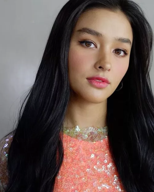 Liza Soberano
