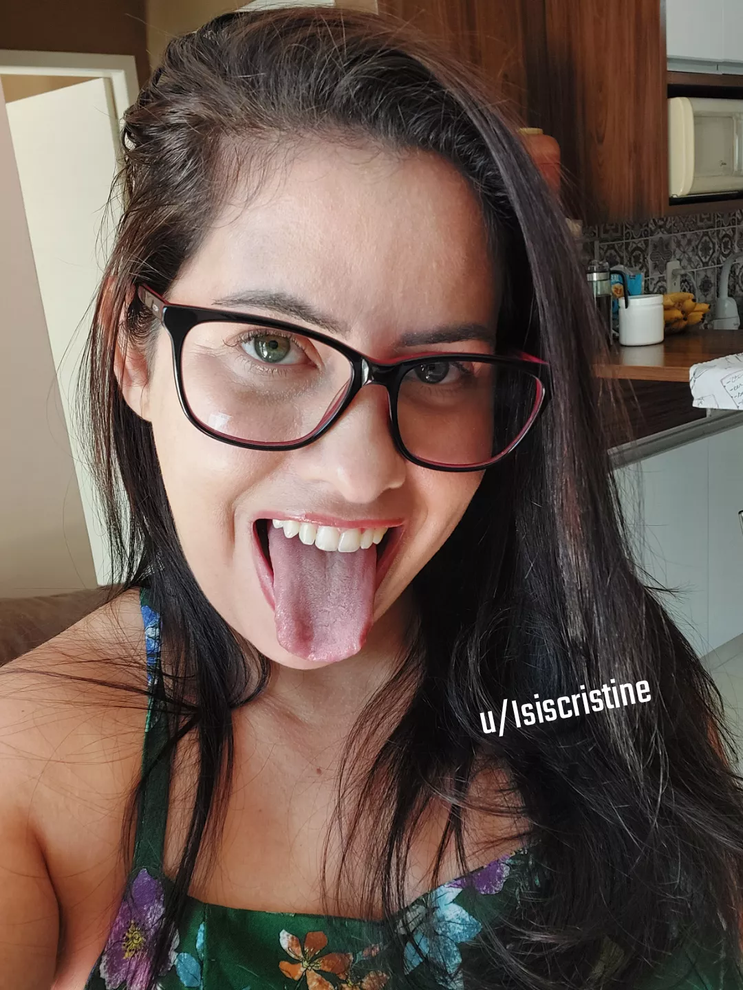 A cute face for you to get dirty... 🤓😜