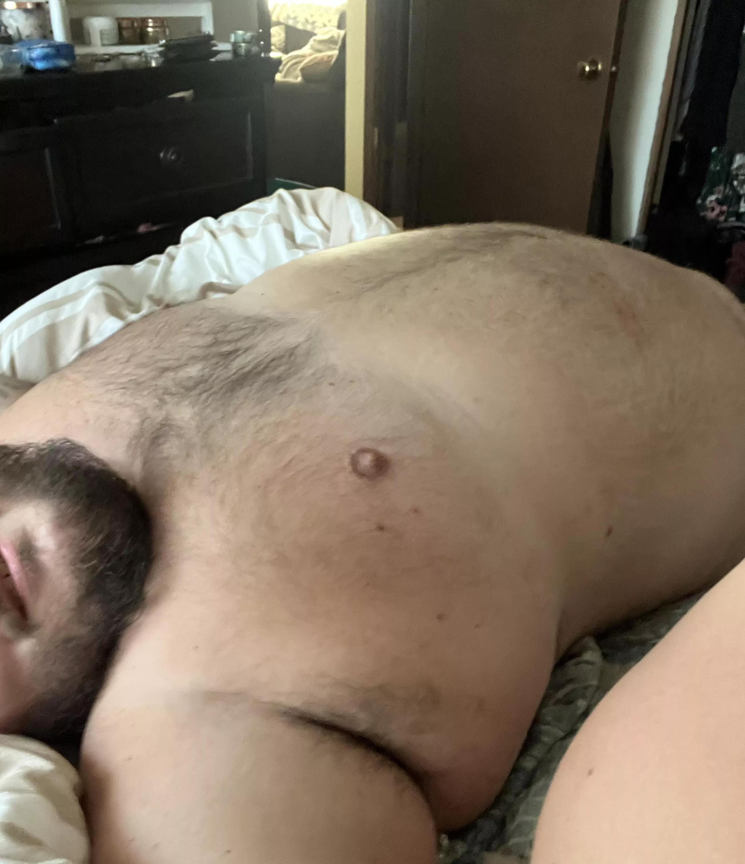 Any lovely ladies wanna play!?