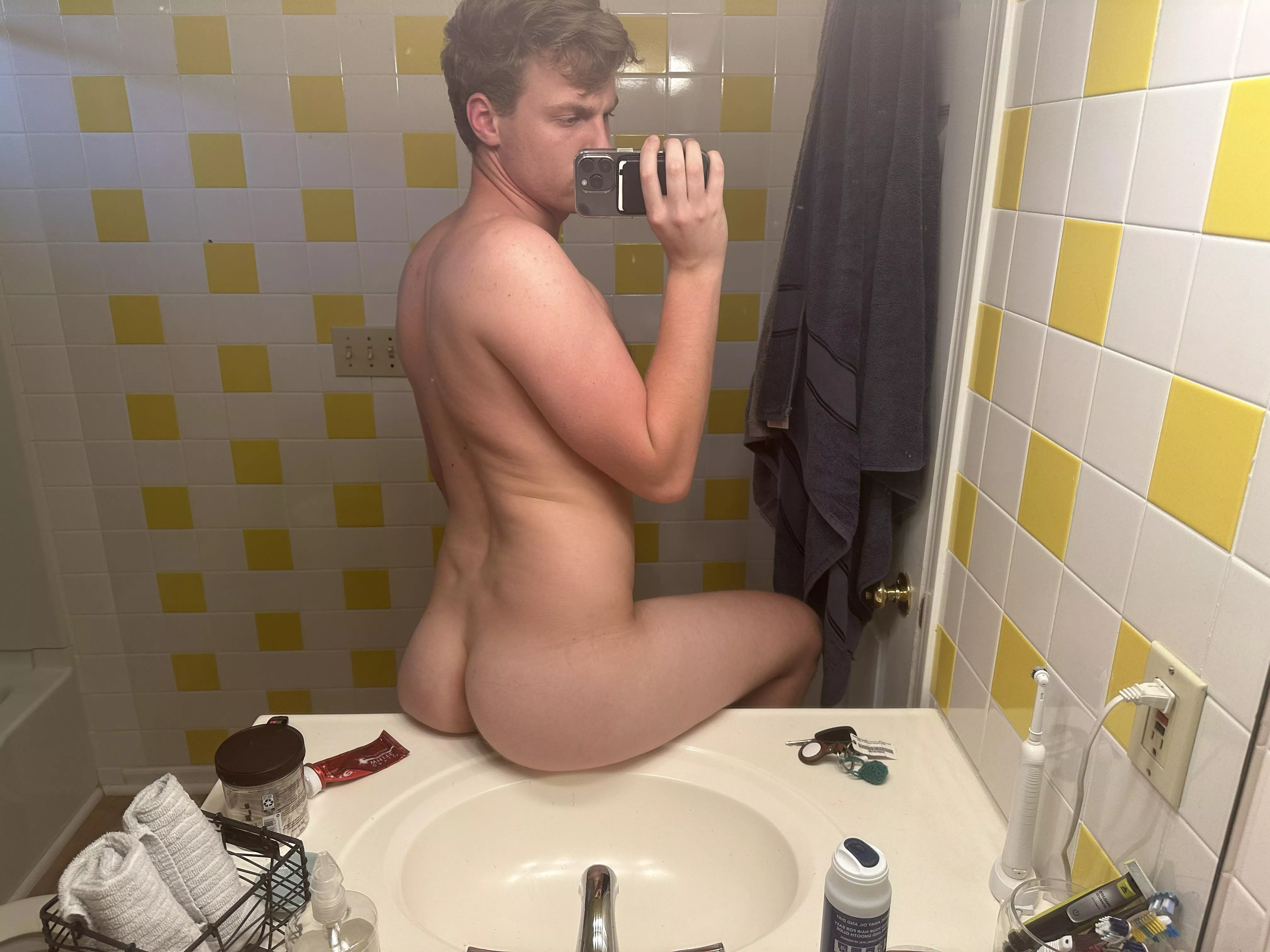 Ass pics 4 Ass pics?