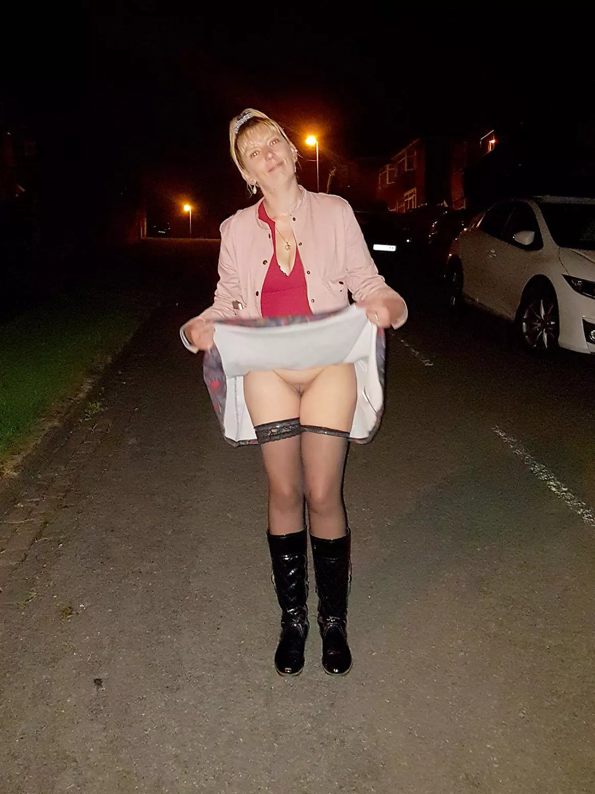 cumming home after a night out, and hopefully i will be cumming soon too!