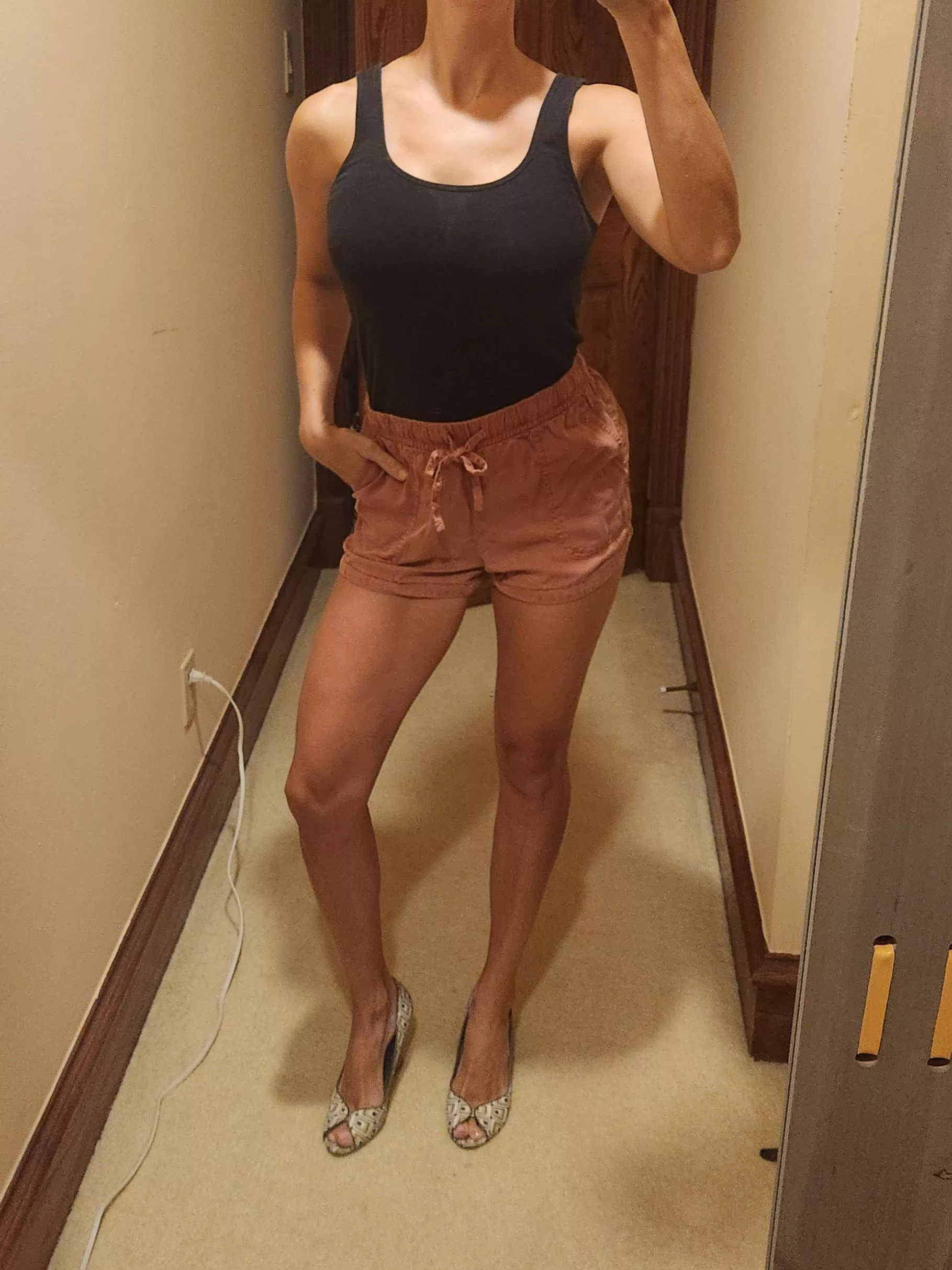 [F]eeling cute today.